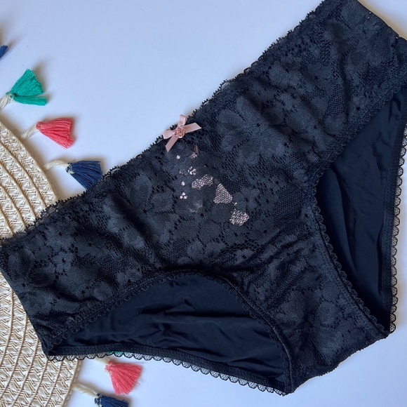 Victoria's Secret Body By Victoria Lace Front Hiphugger Panty Small Black NEW - Picture 6 of 7
